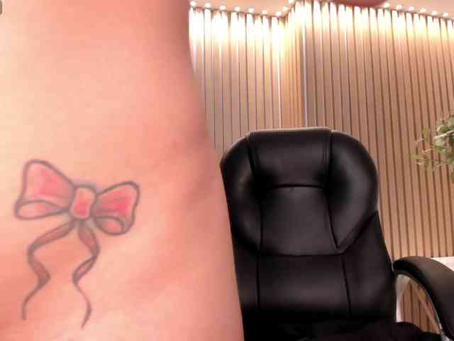 LexieWayne webcam
