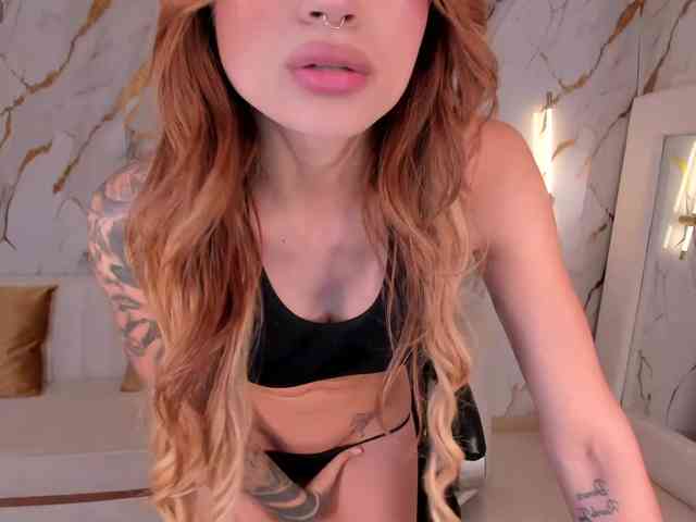 LexieWayne webcam