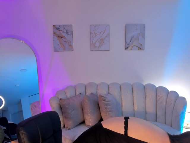 DonnaStonne's BongaCams show and profile