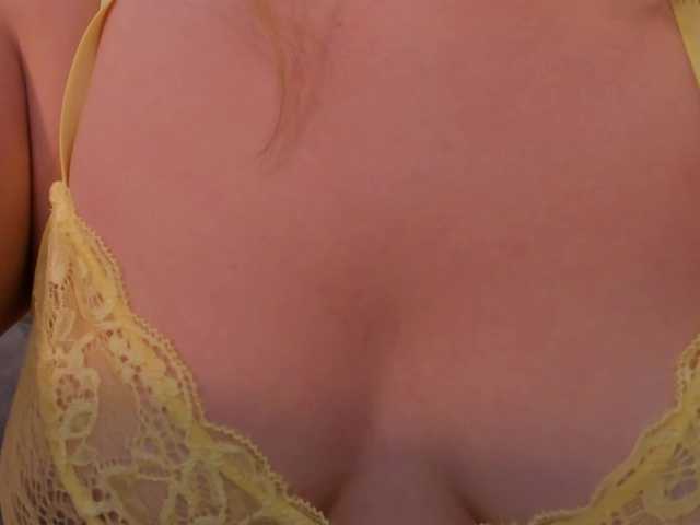 AllisonRogers live cam profile