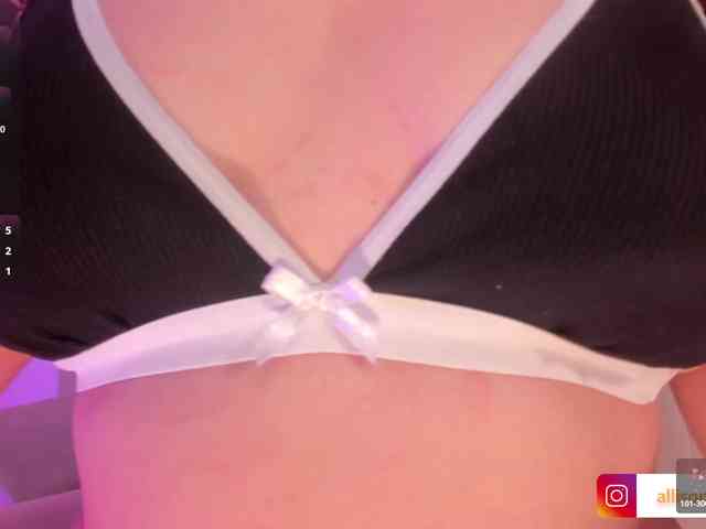 AllisonRogers webcam