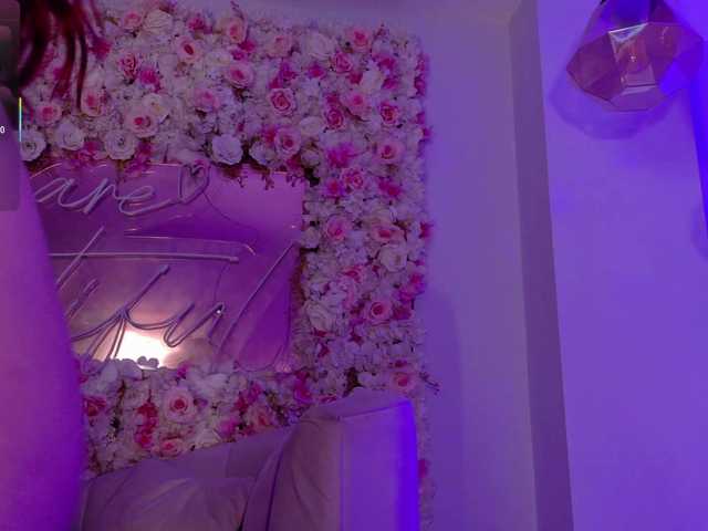 ViolettCastel's BongaCams show and profile