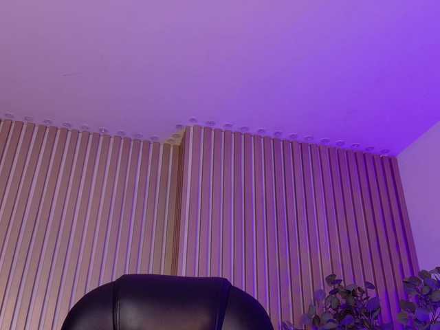 ViolettCastel's BongaCams show and profile