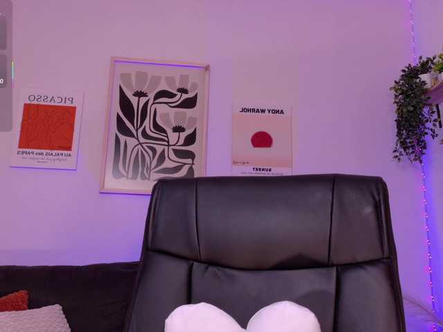 ViolettCastel's BongaCams show and profile