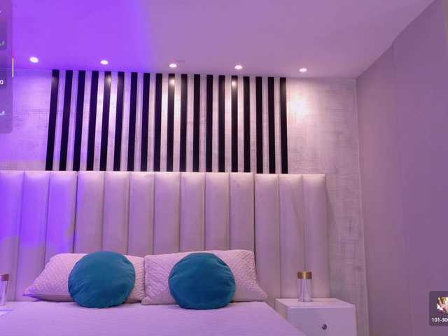 le modèle ViolettCastel est en webcam porno dans un show sur le site bongacams, il possède les tags suivants: Latino/Hispanic,Redhead,Shaved