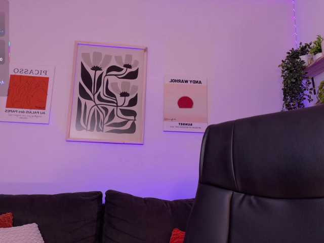 ViolettCastel's BongaCams show and profile