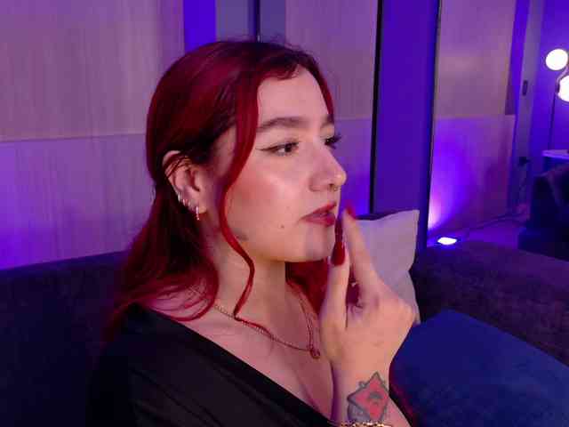 ViolettCastel webcam