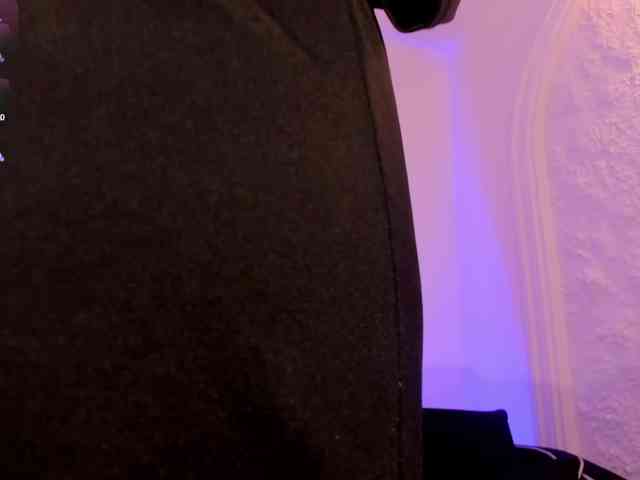 ViolettCastel webcam