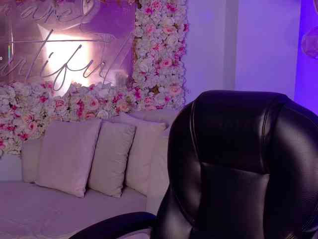 ViolettCastel webcam