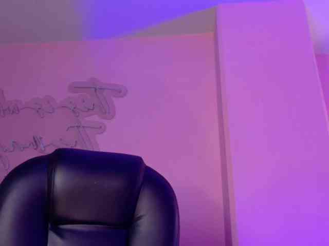 ViolettCastel webcam