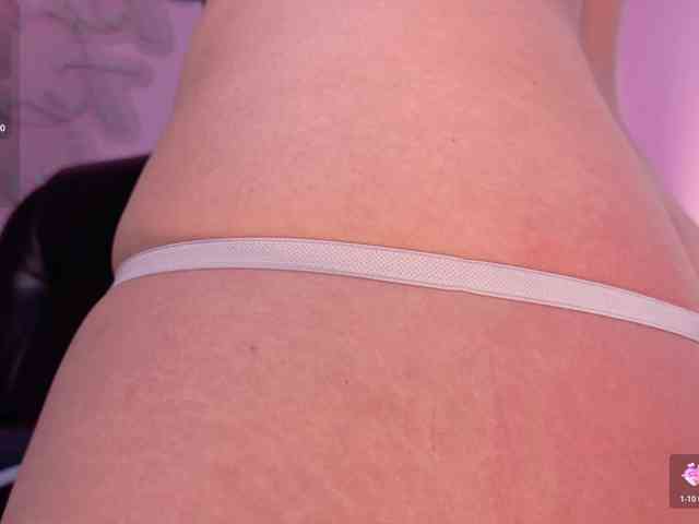 ViolettCastel webcam