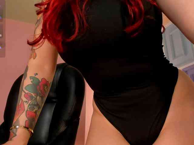 ViolettCastel webcam