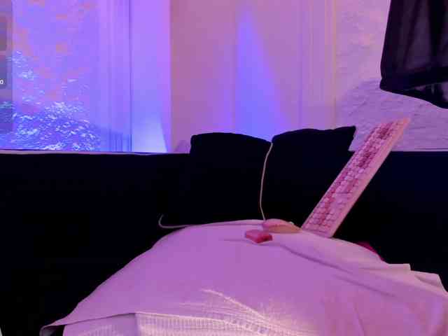 ViolettCastel webcam