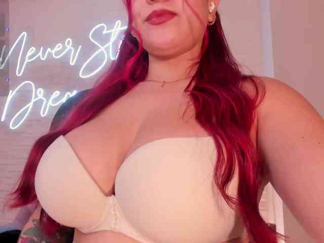 ViolettCastel webcam