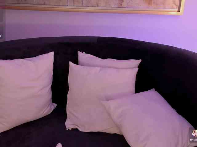 ViolettCastel webcam