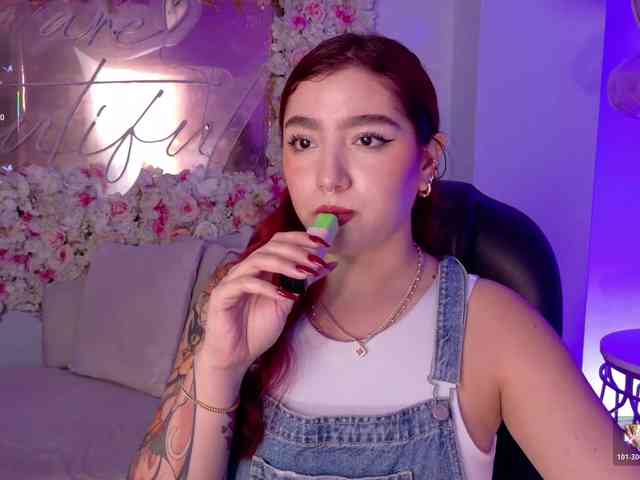 ViolettCastel webcam