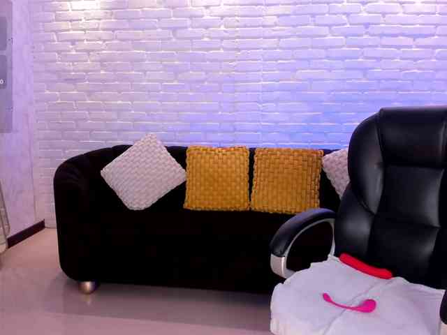 ViolettCastel webcam