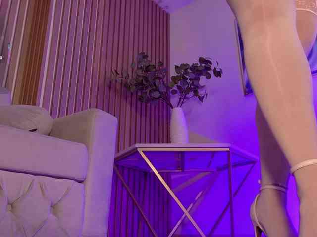 ViolettCastel webcam