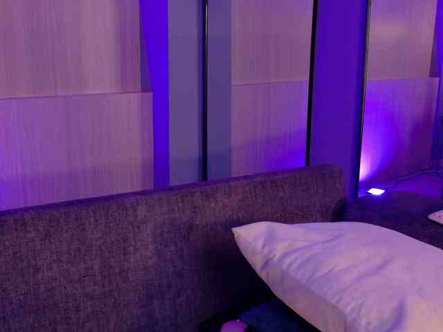 ViolettCastel webcam