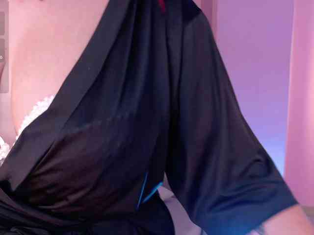 ViolettCastel webcam