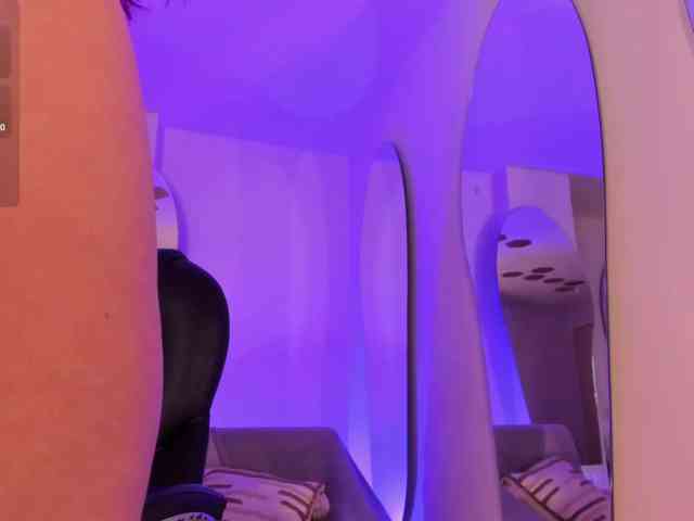 ViolettCastel webcam