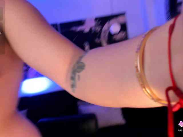ViolettCastel webcam