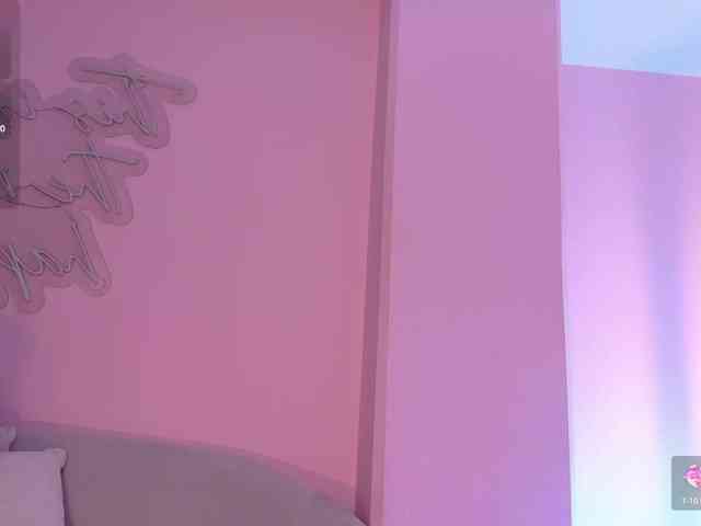 ViolettCastel webcam