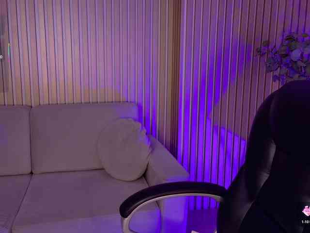 ViolettCastel webcam