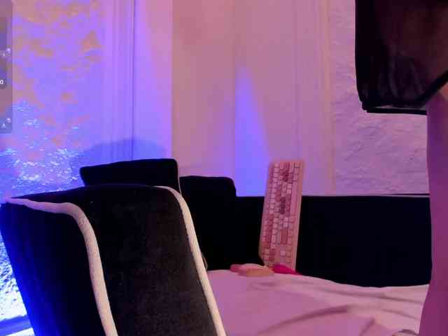 ViolettCastel webcam