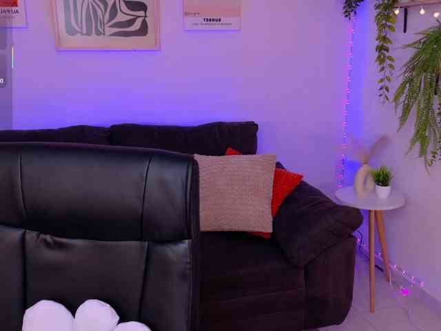 ViolettCastel Live Webcam on BongaCams