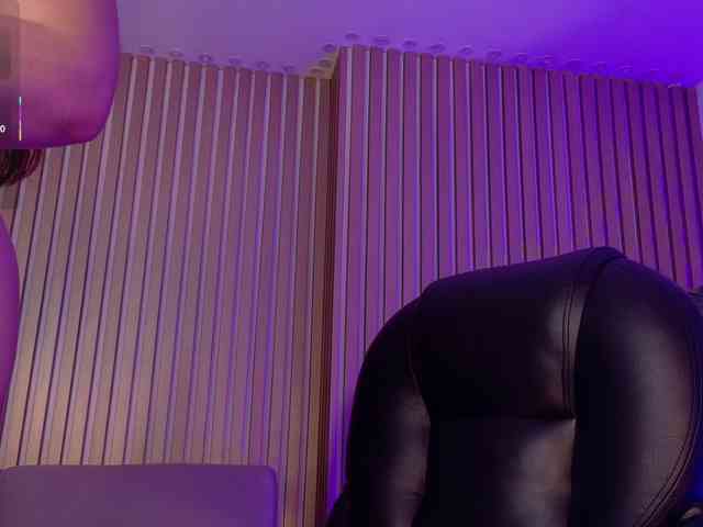 ViolettCastel webcam