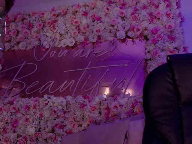 ViolettCastel webcam