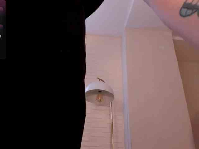 ViolettCastel webcam