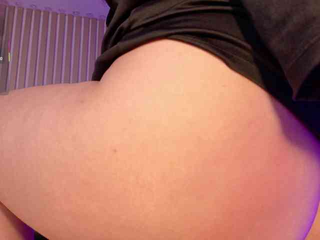 ViolettCastel webcam