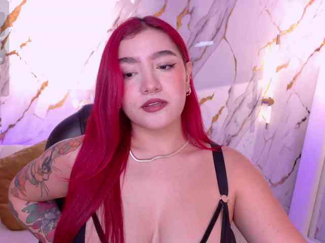 ViolettCastel webcam