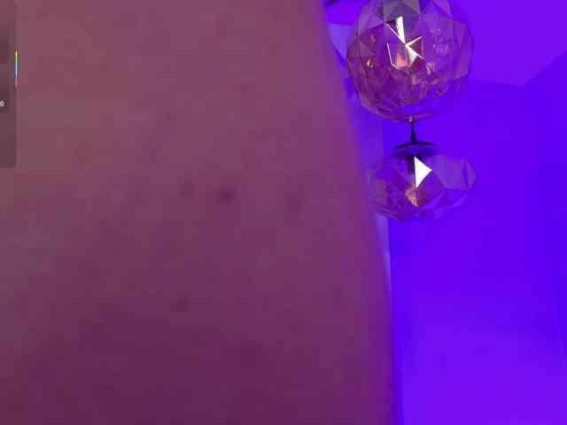 ViolettCastel webcam