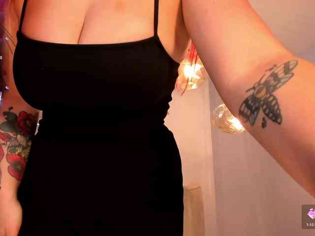 ViolettCastel webcam