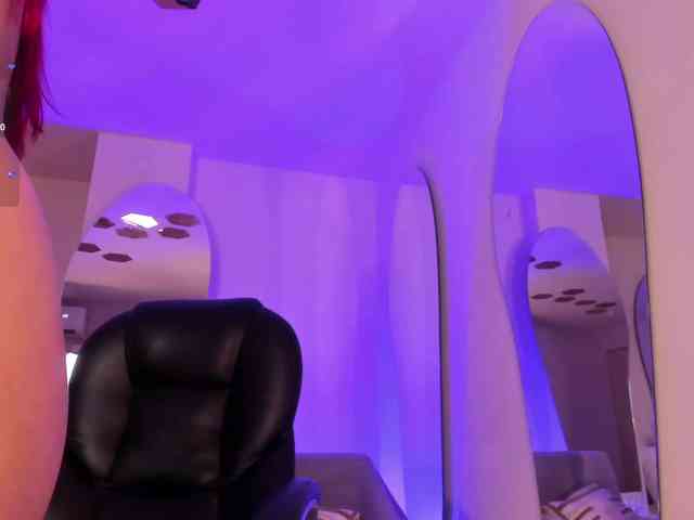 ViolettCastel webcam
