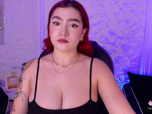 ViolettCastel webcam