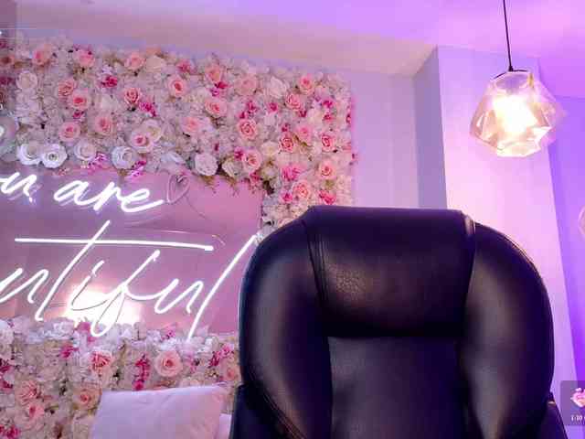 ViolettCastel webcam