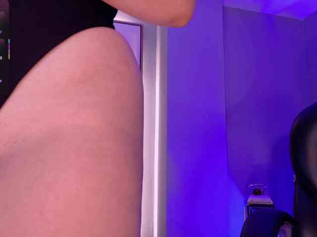 ViolettCastel webcam