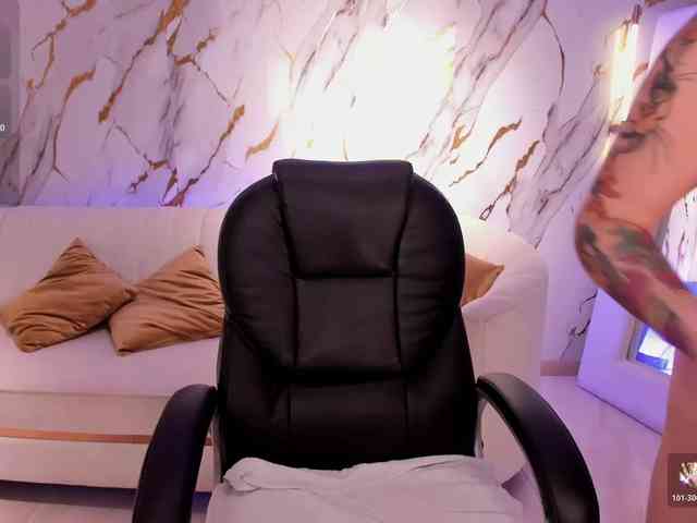 ViolettCastel webcam