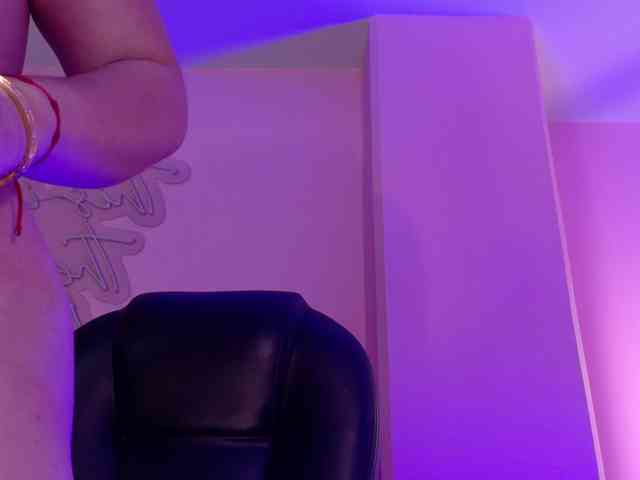 ViolettCastel webcam