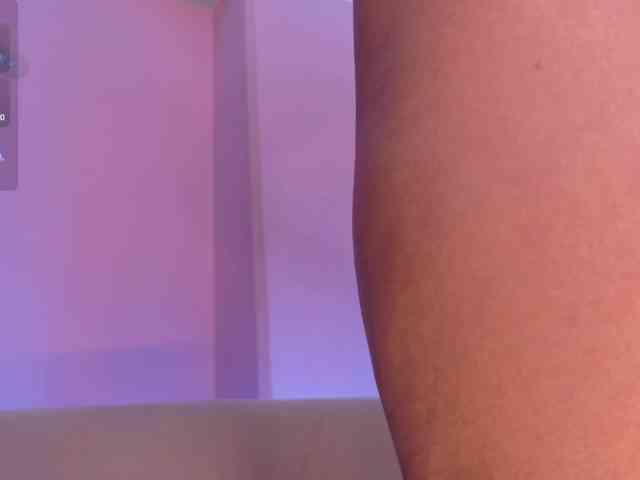 ViolettCastel webcam