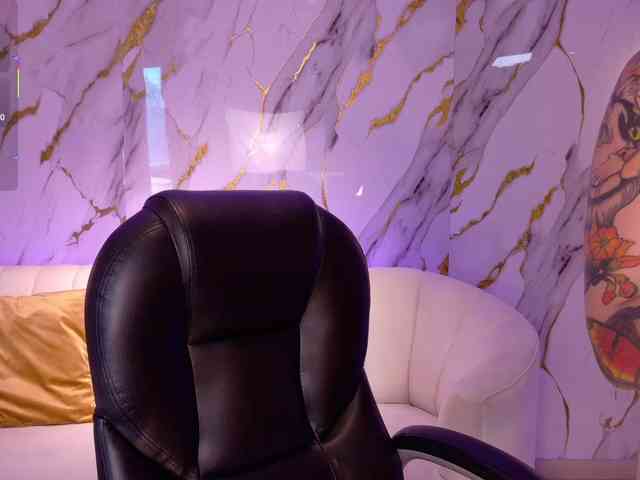 ViolettCastel webcam