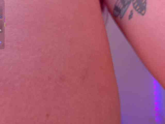 ViolettCastel webcam