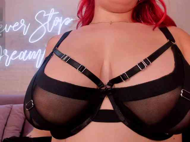 ViolettCastel webcam