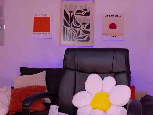 ViolettCastel webcam