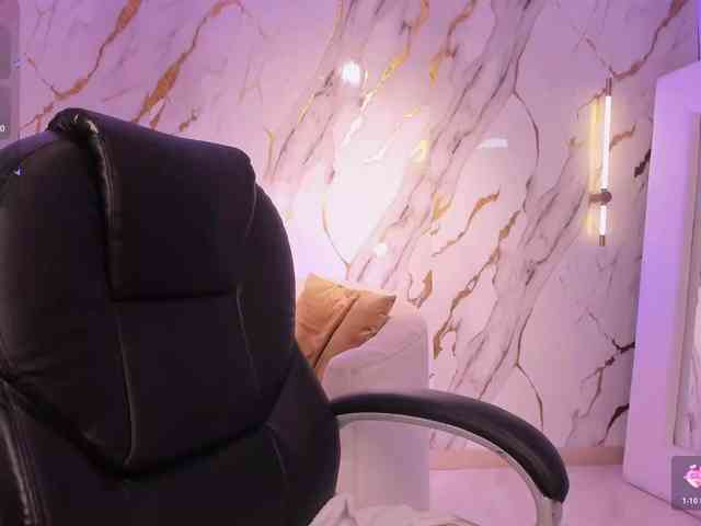 ViolettCastel webcam