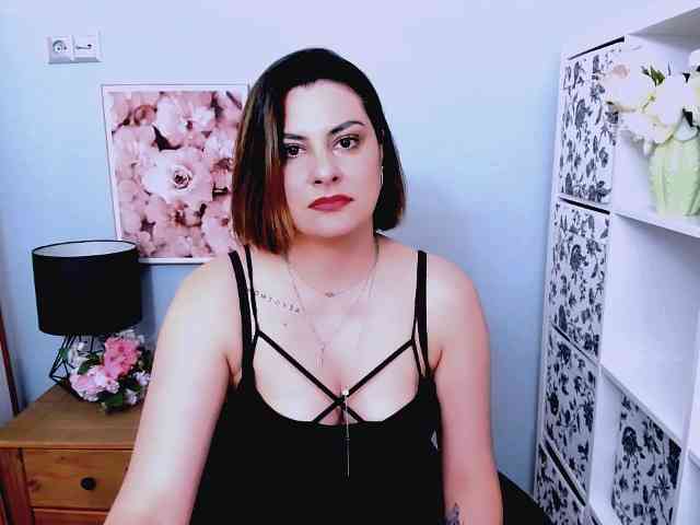 EmilySensual webcam